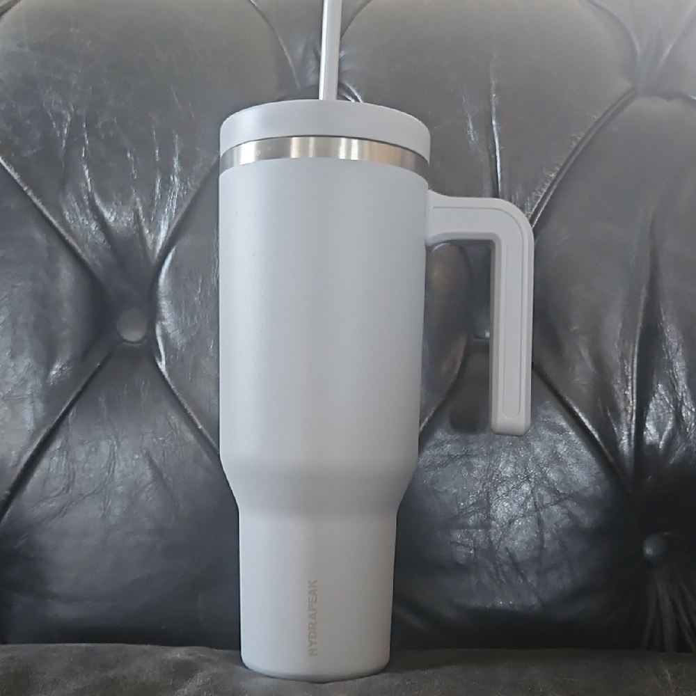 Gray Insulated Tumbler Large with Handle And Straw Stainless Steel NWOT